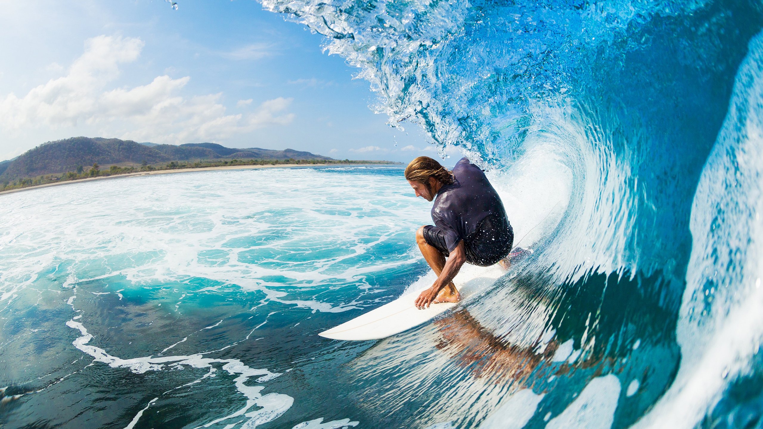 东契奇连续十五场比赛得分超过爆冷，切尔西不断突破！比赛高潮迭起